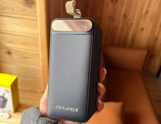 Купити онлайн НОУ-ХАУ: PowerBank великої потужності 100000 mAh з дисплеєм та ліхтарем